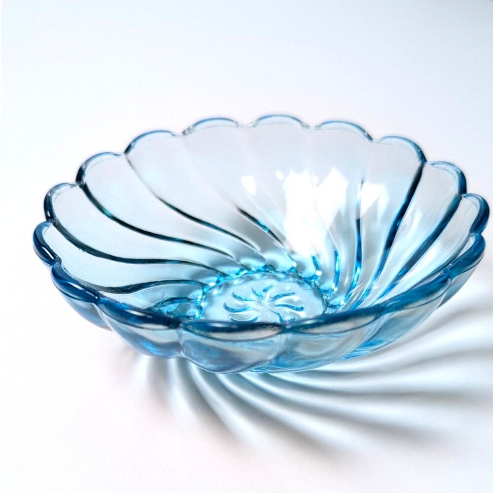 Vintage 1960s Hazel-Atlas Capri Dessert Dish - Coastal Seashell Swirl